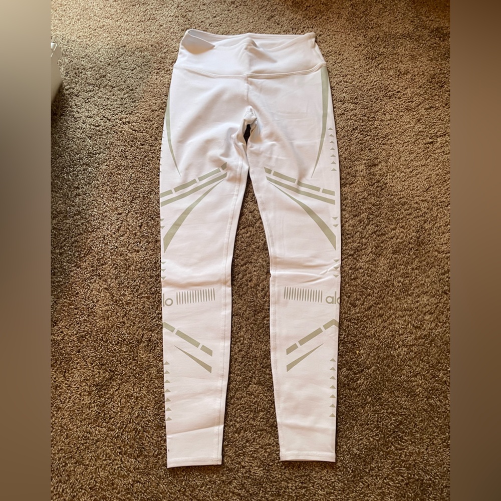 ALO Yoga White High-Rise Leggings
